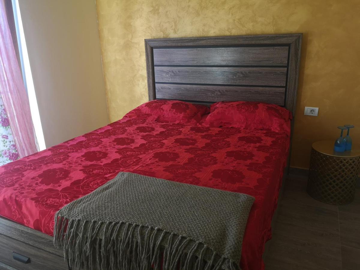 Milan Rooms Констанца Екстер'єр фото
