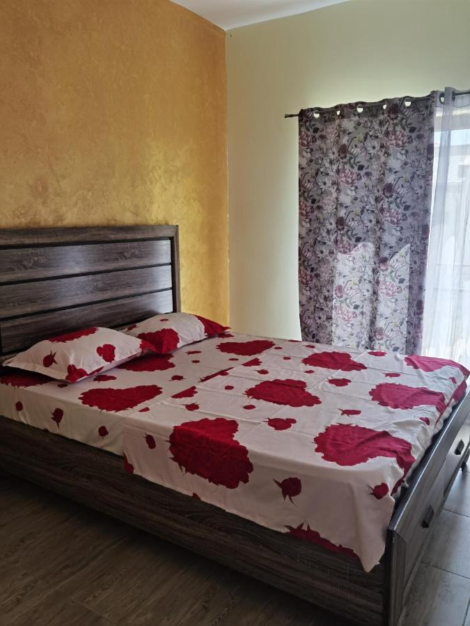 Milan Rooms Констанца Екстер'єр фото