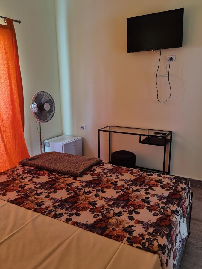 Milan Rooms Констанца Екстер'єр фото